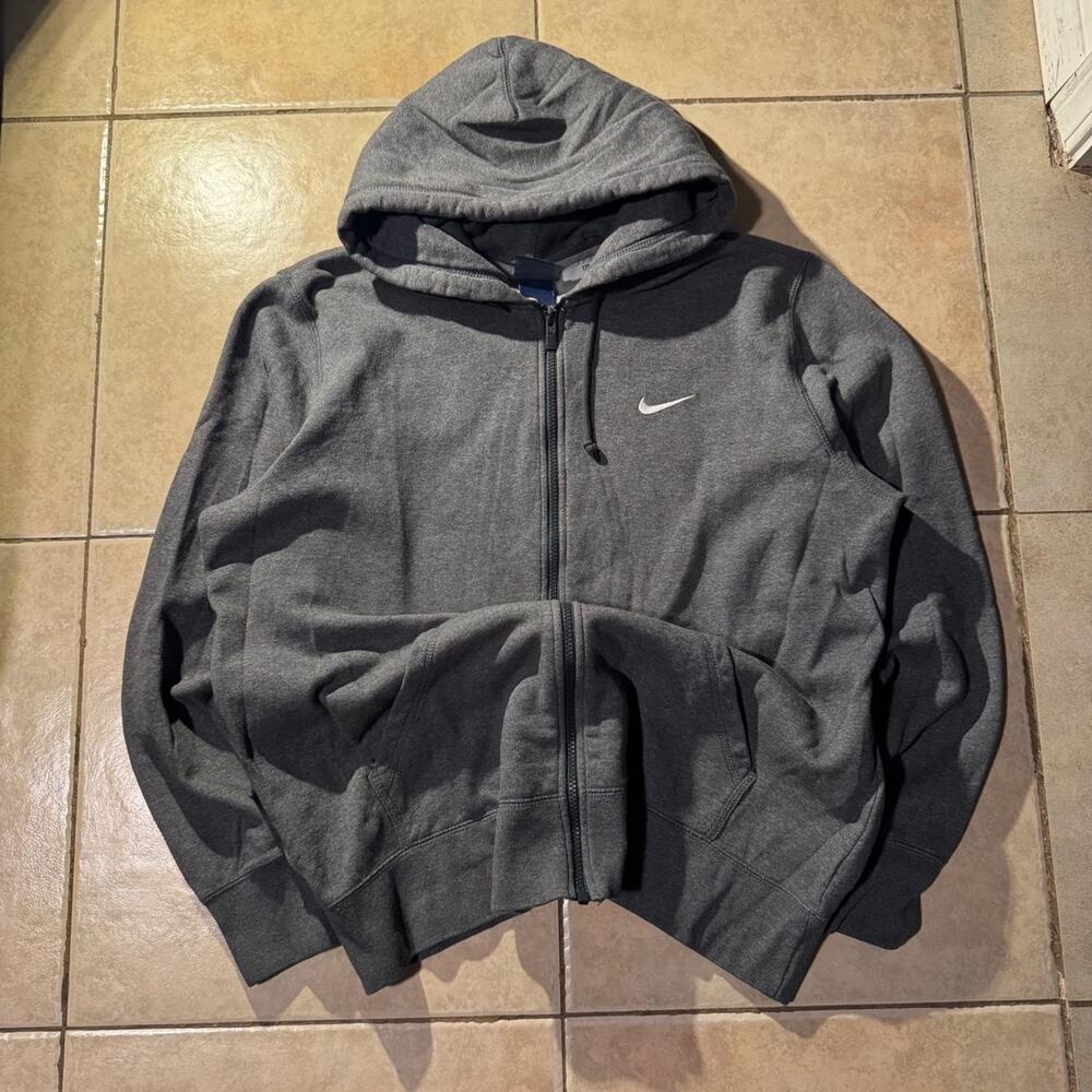 Vintage y2k gray nike zip up hoodie Size L in Mens